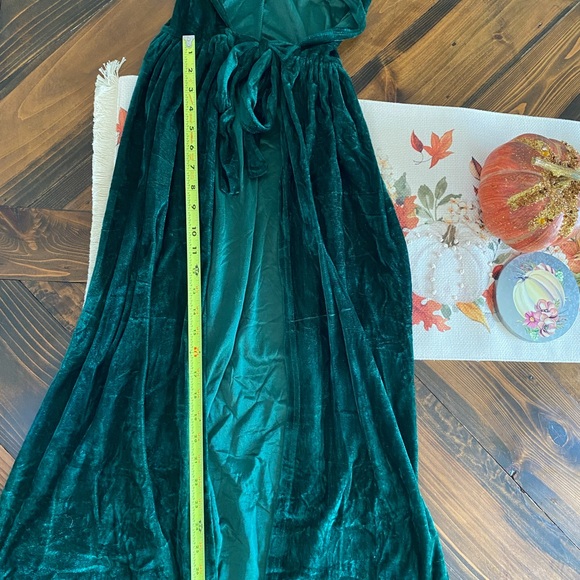 Winifred Sanderson hocus pocus costume - Picture 14 of 16